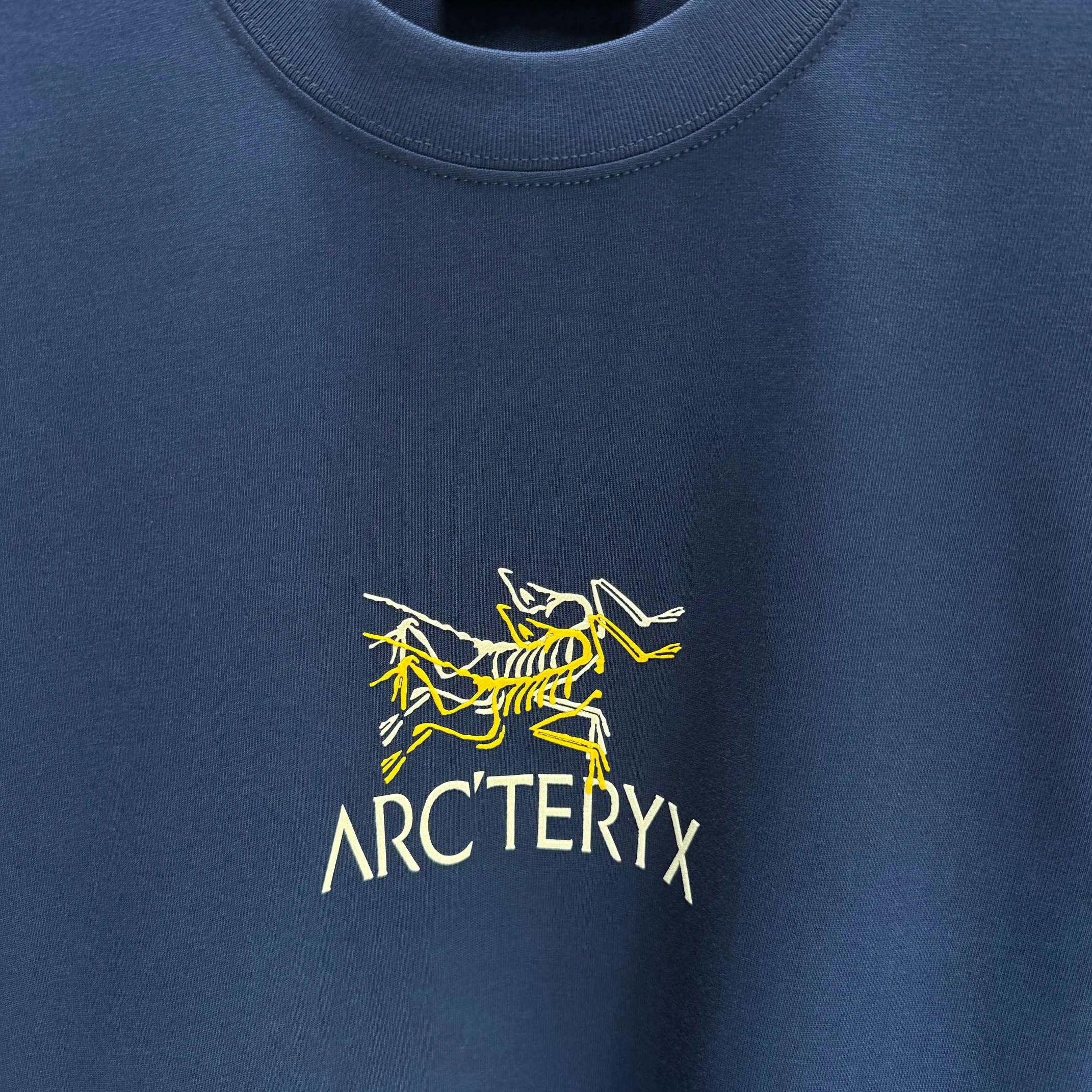 ARC 2025 New Arrival T logo ：Black White Sizes：S M L XL
